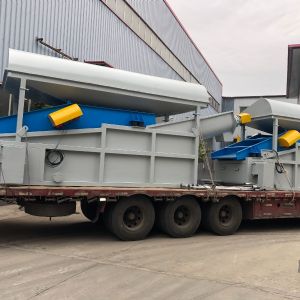 廣東客戶(hù)選定的振動(dòng)式砂石分離機(jī)已安排發(fā)貨